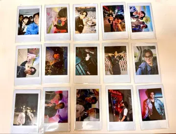 RESISTANCE 폴라로이드, 브로마이드 등