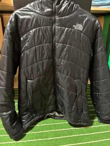 THE NORTH FACE 블랙 다운 자켓 재투고