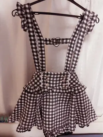 LIZLISA 깅엄 체크 서스펜더 치마바지 블랙