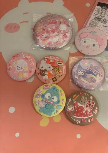 산리오 6개 마이멜로디 50주년 기념 배지 1개