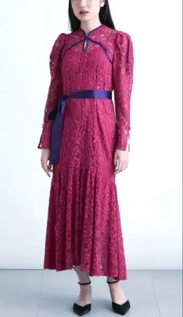 LILY BROWN 전체 레이스 롱 원피스 긴팔 허리 리본