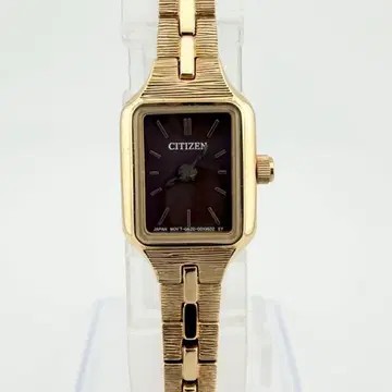 새상품급 시티즌 키 x 코코슈닉 스퀘어 여성용 솔라 손목시계