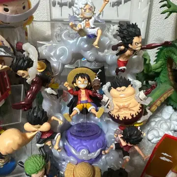 ONE PIECE 월드 콜렉터블 몽키 D 루피 [하자품]