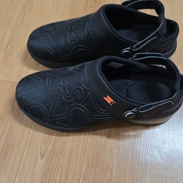 BTS-SPRING 01 검정 샌들 250mm