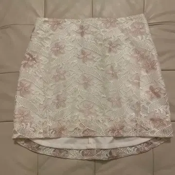 릴리 브라운 미니 스커트 플라워 레이스 자수