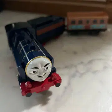 프라레일 로렌초 토마스 시리즈