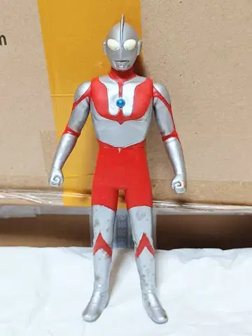 초대 울트라맨 18cm NEW 패키지 소프트 비닐 피규어 절판 24