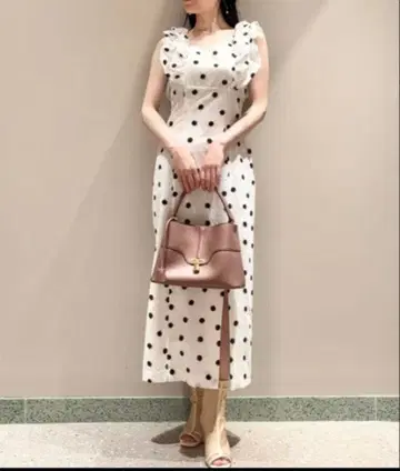 SNIDEL 벌룬 프릴 슬리브 I라인 원피스