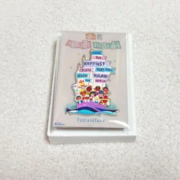 원더블즈 핀 배지 잇츠 어 스몰 월드