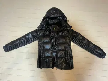 TATRAS 블랙 후드 부착 다운 자켓