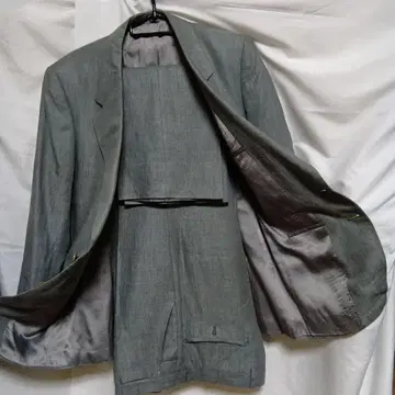 그레이 비즈니스 정장 2버튼