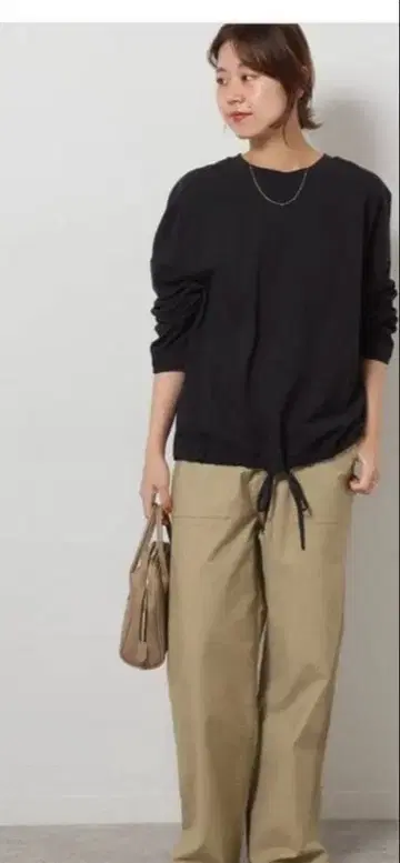 블랙 드로우 스트링 긴팔 상의