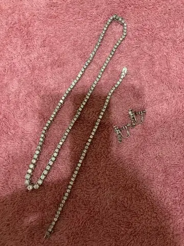 미사용 큐빅 목걸이 팔찌 귀찌 3종 세트