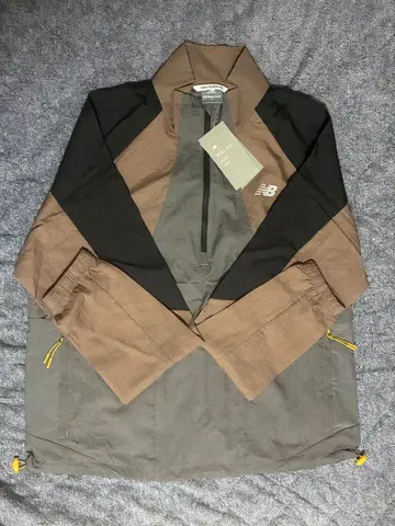 뉴발란스 워터 레지스턴트 자켓