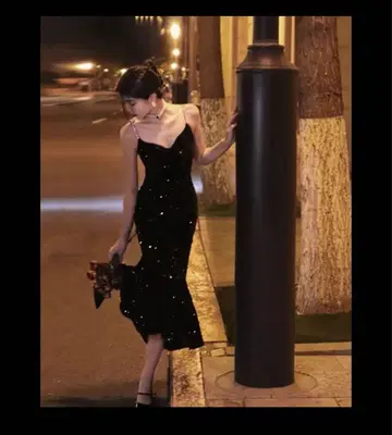 스팽글 장식 머메이드 블랙 드레스