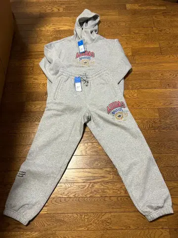 아디다스 맨투맨 셋업 XL 그레이 여성용으로도 ^_^