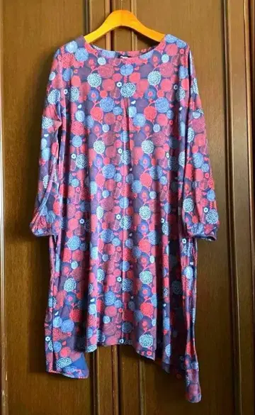 새상품급 마블슈드 북유럽 무늬 원피스