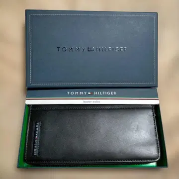 TOMMY HILFIGER 가죽 장지갑 블랙
