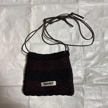 레어 NKNIT 니트 파우치