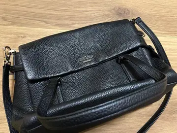 매우 깨끗합니다! 케이트 스페이드 블랙 숄더백