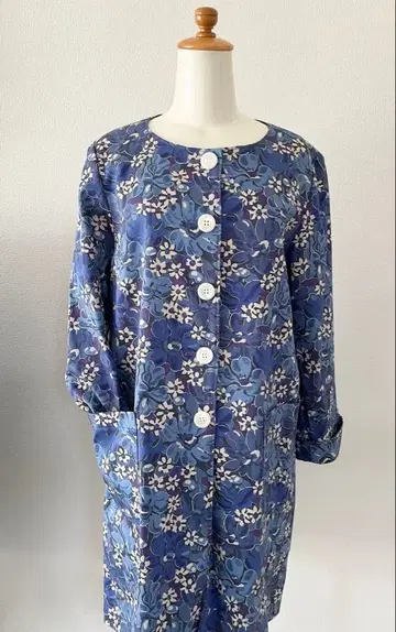 리버티 프린트 스프링 코트 (플라워 무늬) B