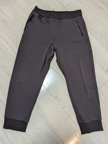 DESCENTE ALLTERRAIN 조거 팬츠 새상품급