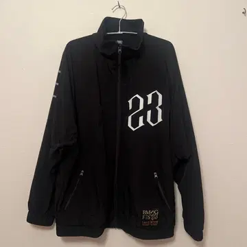 BMSG FES'23 트랙 자켓 M 사이즈