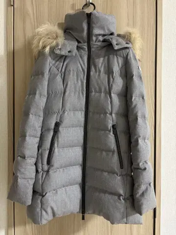 TATRAS 그레이 다운 자켓 후드 부착