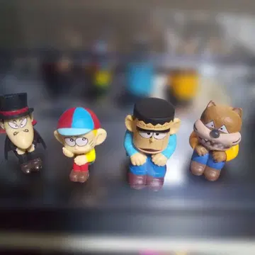 괴물군 기다림 4체 세트