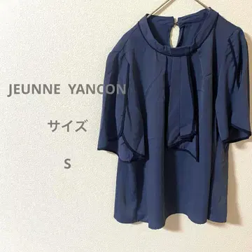 JEUNNE YANCON 네이비 리본 포함 반팔 셔츠