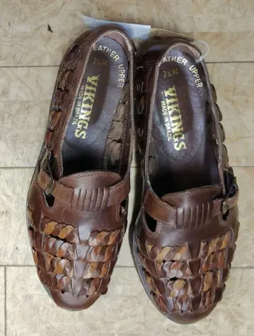 [ 미사용 ] 가죽 신발 뜨개질 24.5cm Made in Brazil