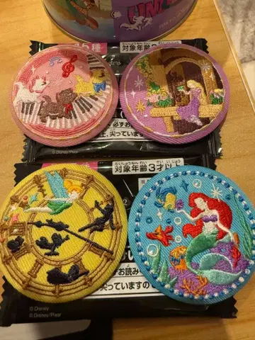 디즈니 자수 캔뱃지 4개 라푼젤, 아리엘, 피터팬, 마리