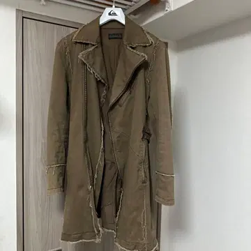 MORGAN 올리브 트렌치코트 프린지 마감