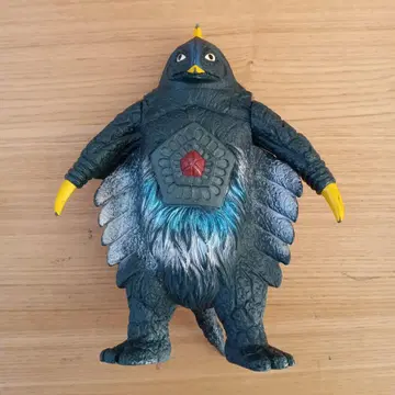 울트라맨 괴수 벰스타 소프트 비닐