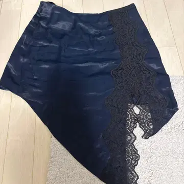 ZARA 새틴지 콤비 미니 스커트 xs 현행 모델