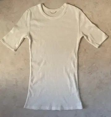 두지엠 클라세 리브 티셔츠 리브 편직 반팔 상의 화이트