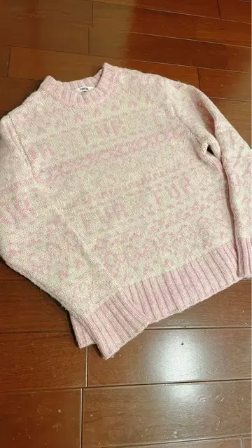 핑크 레오파드 무늬 니트 스웨터 긴팔