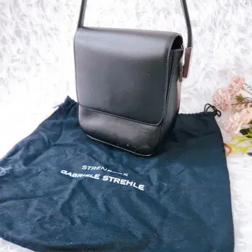 가브리엘레 스트렐레 미니 숄더백 컴팩트 블랙 검정 사선 크로스