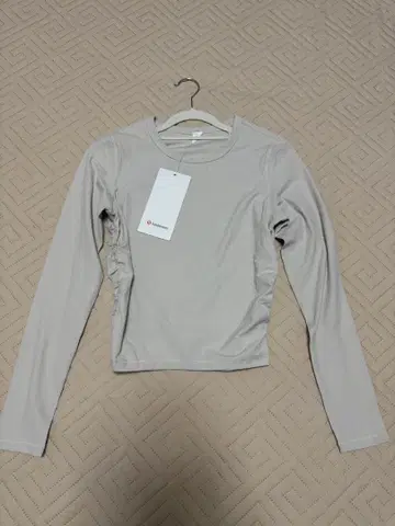 룰루레몬 고품질 베이지 긴팔 상의 택 포함 새상품 스몰 4