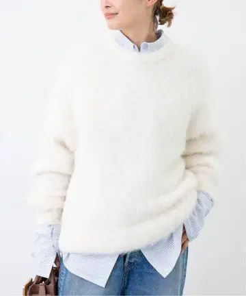 현행 모델 매디슨 블루 SHAGGY 니트 두지엠 클라세 2025