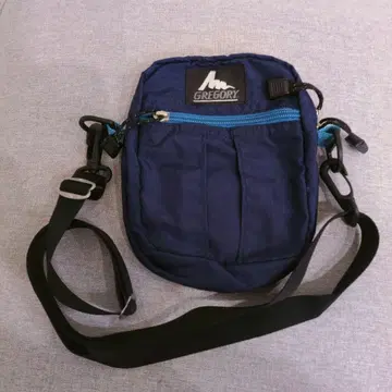 컨디션 최상 구형 택 GREGORY 퀵 포켓 M 네이비