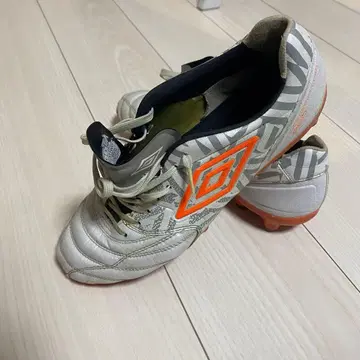 엄브로 프로 지급품 스파이크 액셀러레이터 프로 HG 27.0