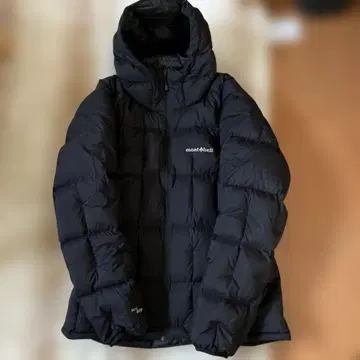 몽벨 다운 새상품급!