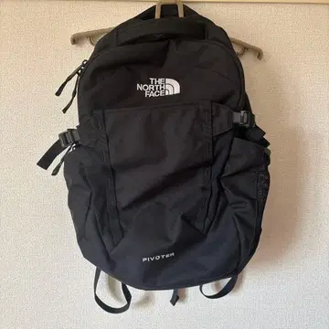 THE NORTH FACE PIVOT 블랙 백팩