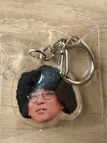 타쿠로 키링 요시모토 연예인