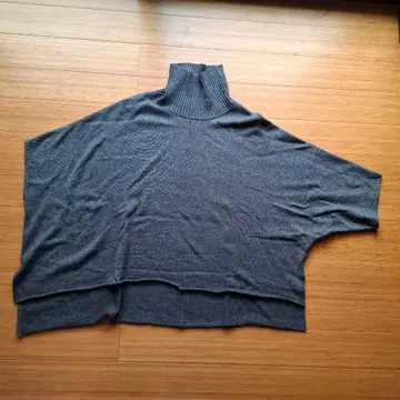 미즈이로 인드 다크 그레이 하이넥 판초