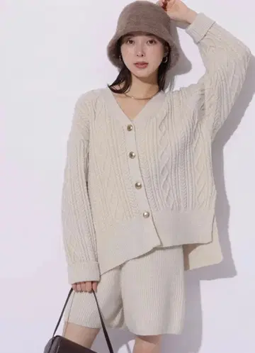 Mystrada 케이블 짜임 가디건