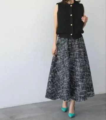 플레어 스커트 블랙 화이트 체크 트위