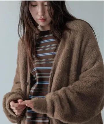 로리즈팜 샤기얀 가디건