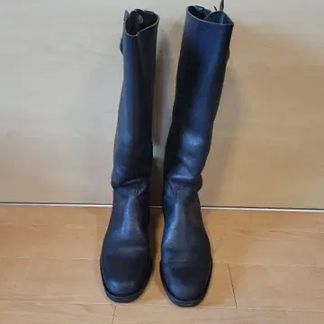 저널 스탠다드에서 구매한 블랙 가죽 롱 부츠